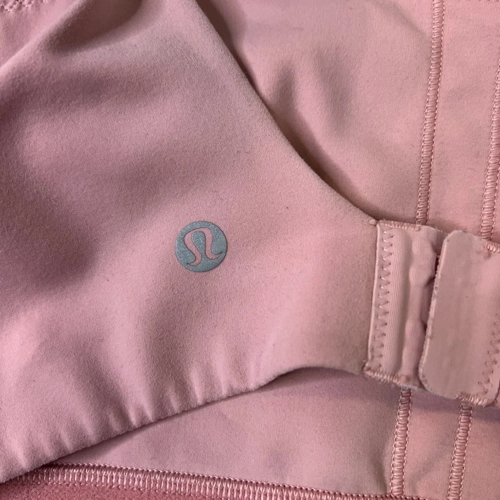 Lululemon In Alignment Straight Strap Bra (Light Support) in Pink Puff - 36C/36D